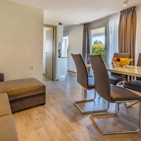 Mobile Superior-10 By Interhome Vikendica Pula