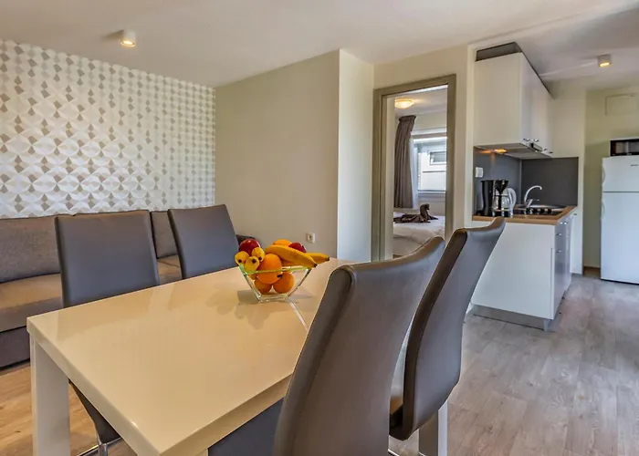 Prázdninový dům Mobile Superior-10 By Interhome