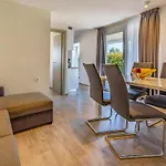 Mobile Superior-10 By Interhome Vikendica Pula