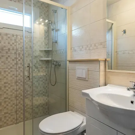 Superior-10 By Interhome * Pula