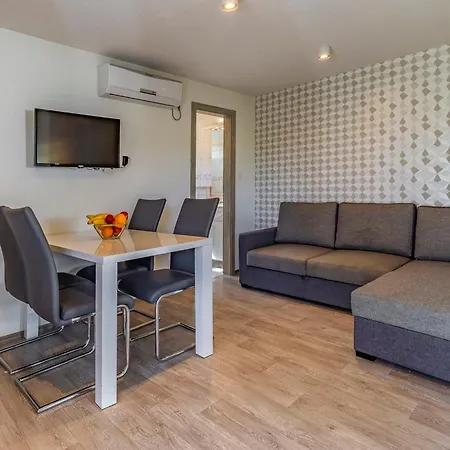 Mobile Superior-10 By Interhome
