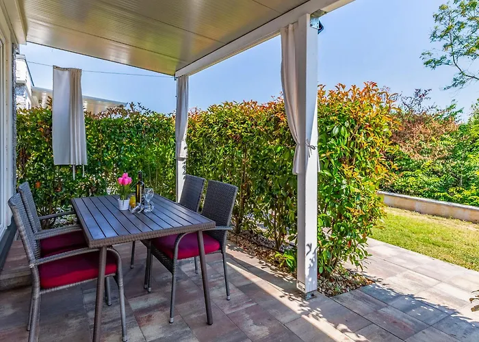 Mobile Superior-10 By Interhome Pula